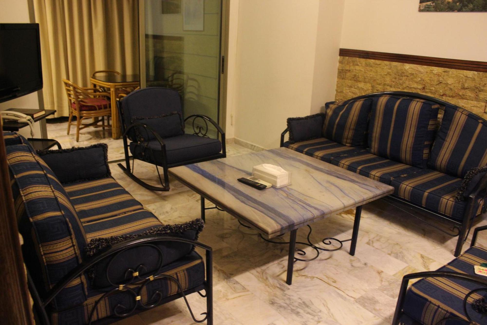 Viccini Suites Beirut Eksteriør billede